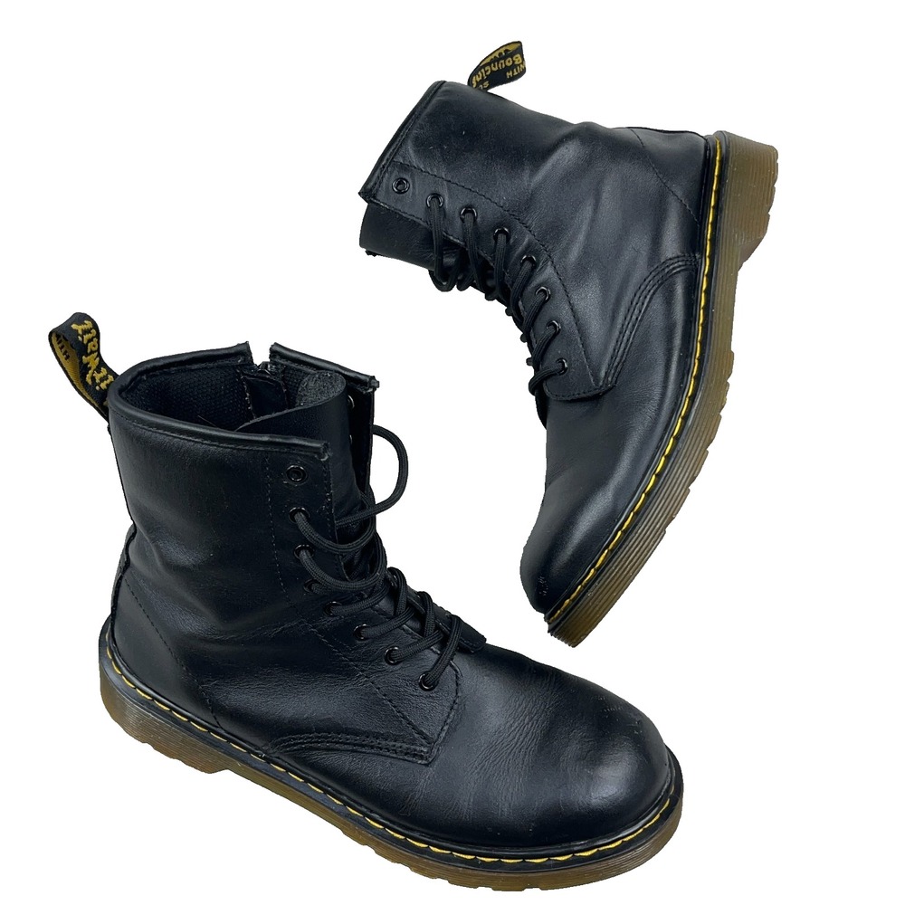 Dr Doc Martens 1460 Pascal Black Leather Lace Up Combat Boots Womens 7 US